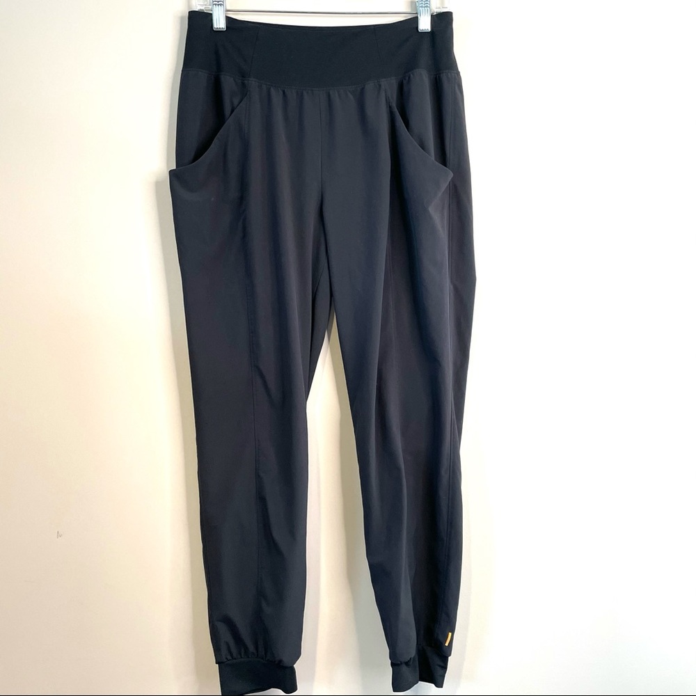 Lucy Do Everything cuffed black pull on jogger pants side pockets women’s medium - Picture 1 of 7